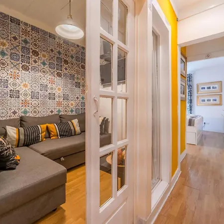 Cozy 2br In Bairro Alto - | By Airnest Lissabon